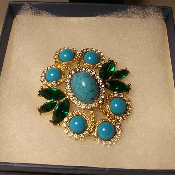 Vintage Sarah Coventry Hanging Charm & Earring Set - Picture 3 of 10